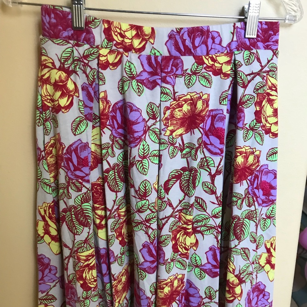 Lularoe Madison skirt size medium